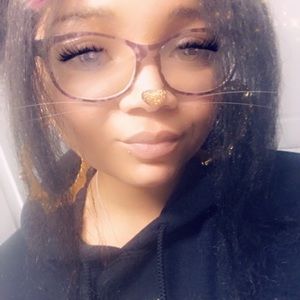 Meet your Posher, Mea